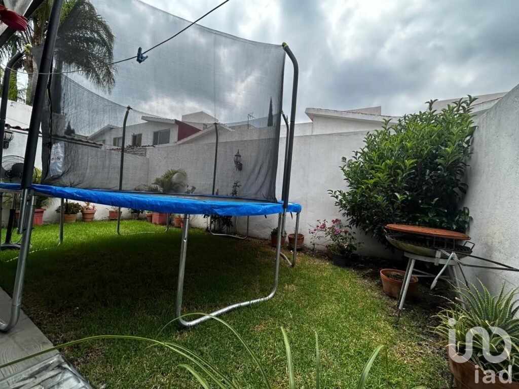 CASA EN VENTA EN PRIVADA JURIQUILLA Querétaro