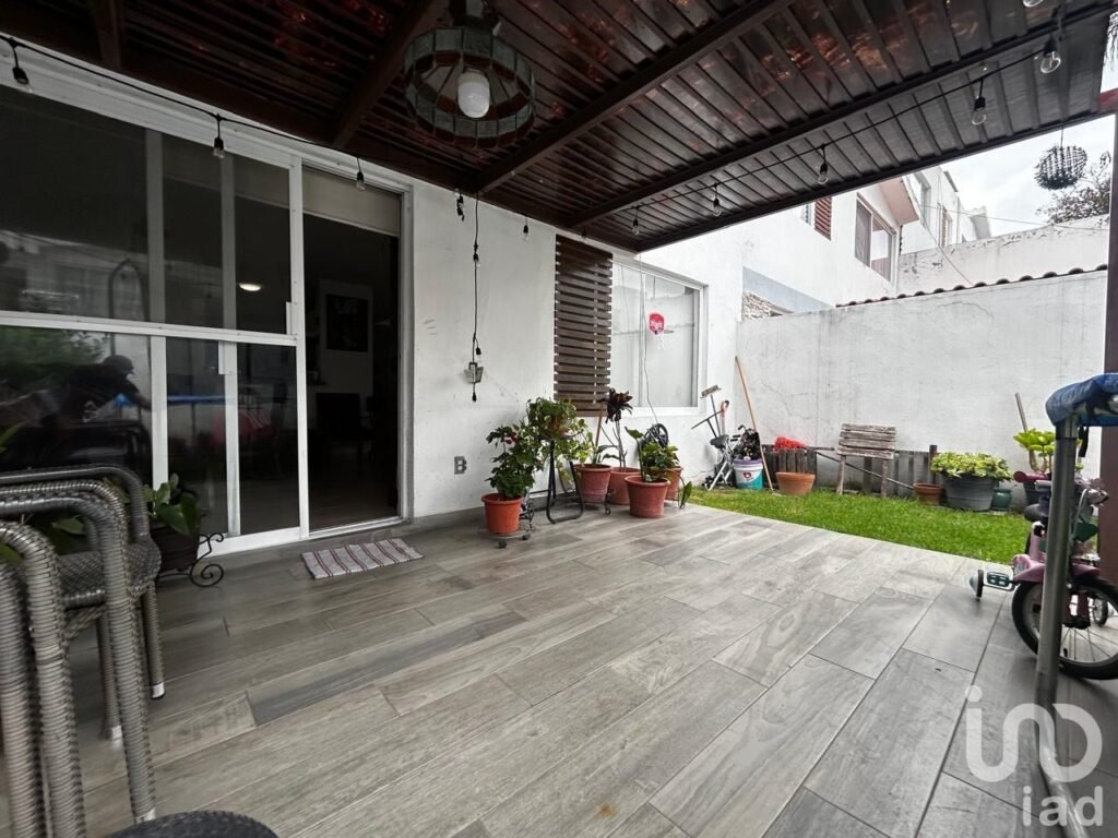 CASA EN VENTA EN PRIVADA JURIQUILLA Querétaro