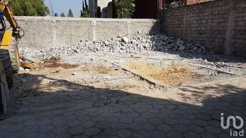 VENTA DE TERRENO DE TERRENO EN BARRIO DE LA PLATA, XOCHIMILCO. CDMX