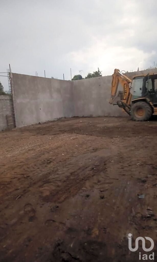 VENTA DE TERRENO DE TERRENO EN BARRIO DE LA PLATA, XOCHIMILCO. CDMX