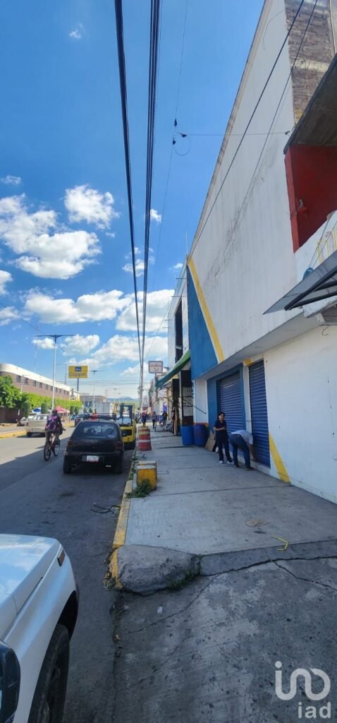 Atención Escuelas, Edificio en Renta Centro de Valle de Chalco