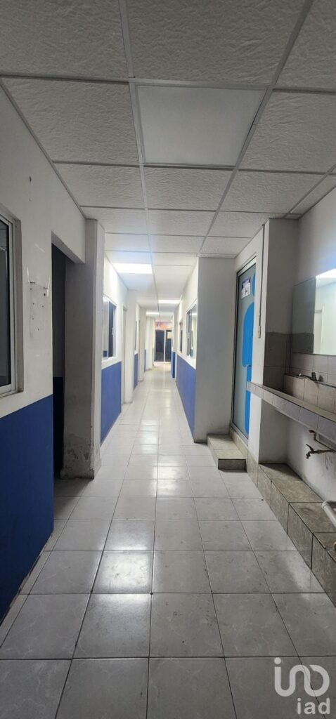 Atención Escuelas, Edificio en Renta Centro de Valle de Chalco