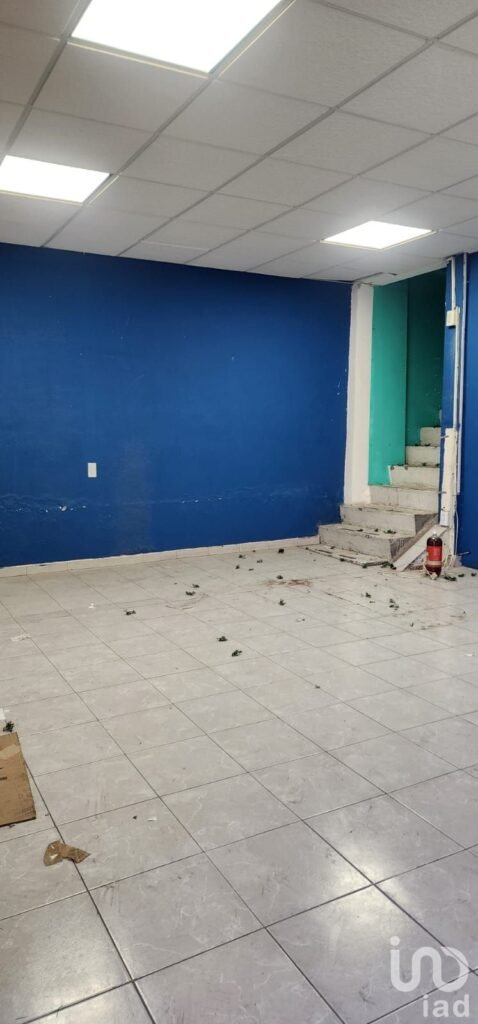 Atención Escuelas, Edificio en Renta Centro de Valle de Chalco