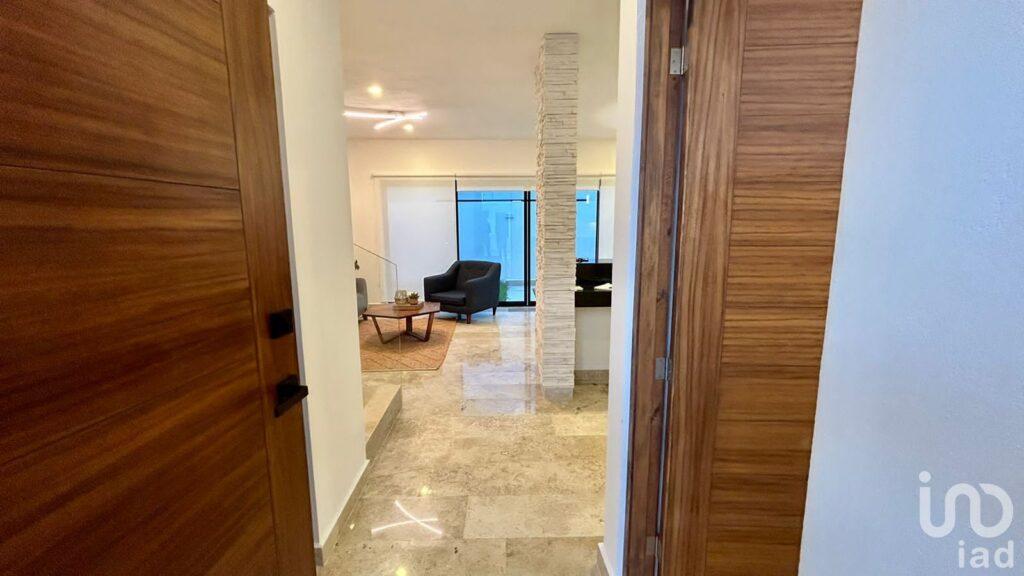 Casa en venta en Avenida Huayacan, Cancun