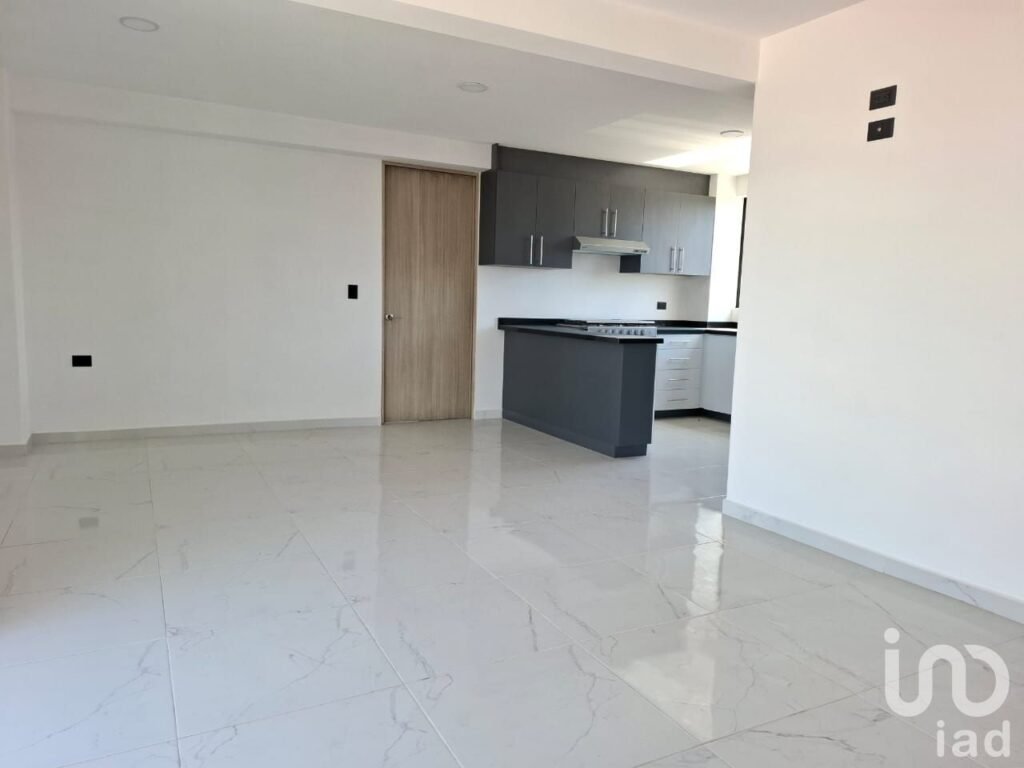 Venta de Departamento a unos metros de Esteban de Antuñano y La Recta