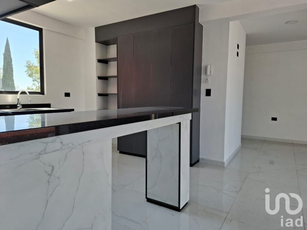 Venta de Departamento a unos metros de Esteban de Antuñano y La Recta