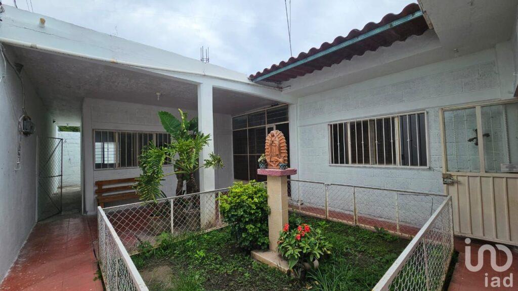 CASA EN VENTA EN CUAUTLA