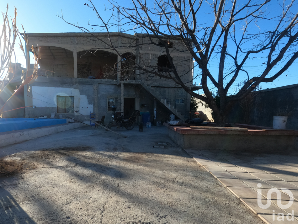 Casa en Venta camino al tanque de zapata Parras