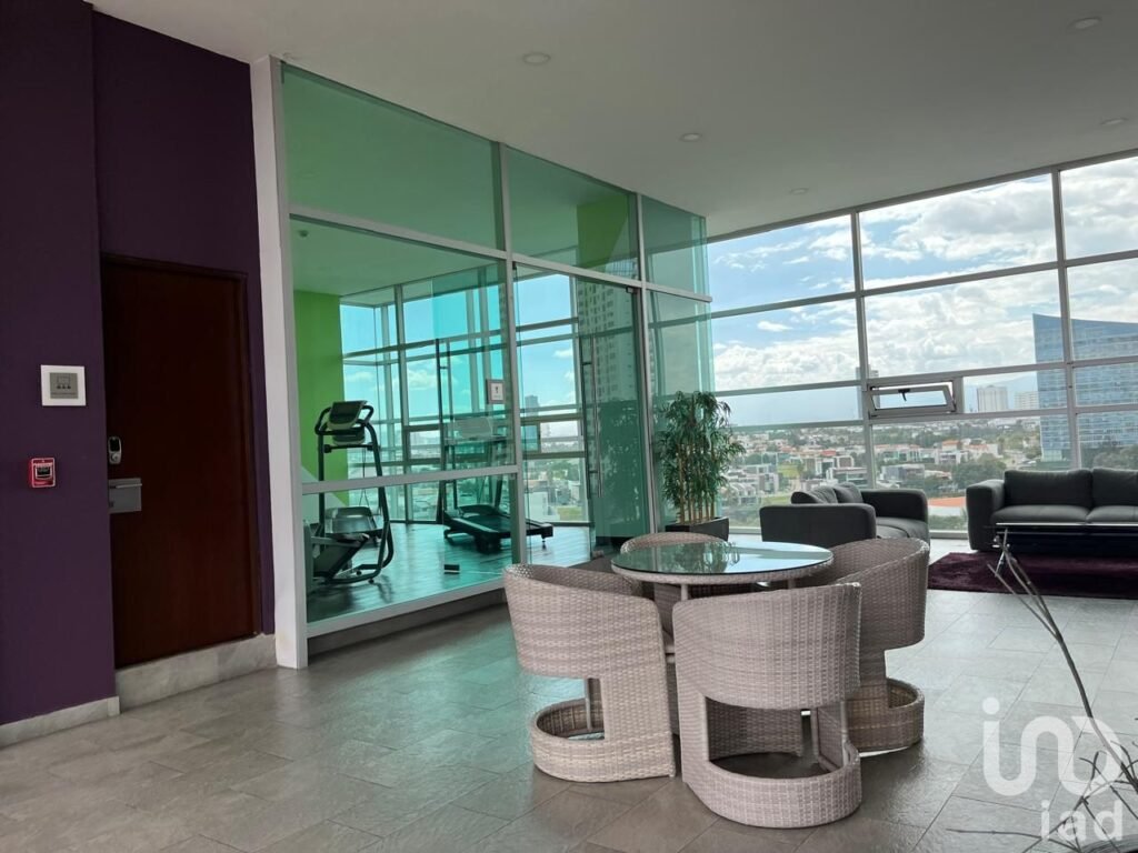PENTHOUSE EN RENTA EN TORRE LA CIMA, JUNTO A LA VISTA COUNTRY, PUEBLA