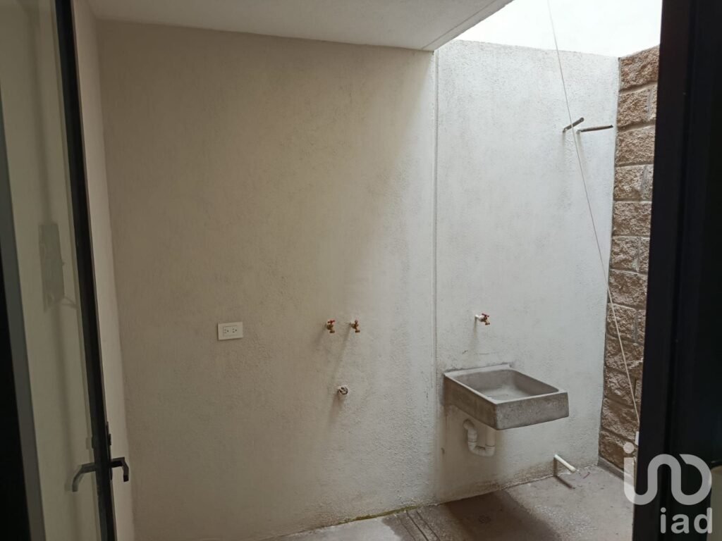 CASA EN VENTA POR LOS HÉROES DE PUEBLA, PUEBLA