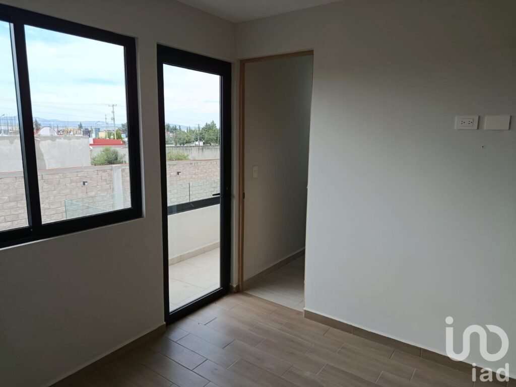 CASA EN VENTA POR LOS HÉROES DE PUEBLA, PUEBLA