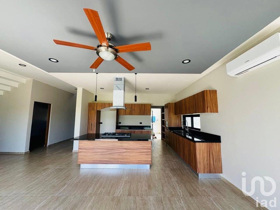 RENTA DE CASA EN RESIDENCIAL LAGOS DEL SOL CANCUN