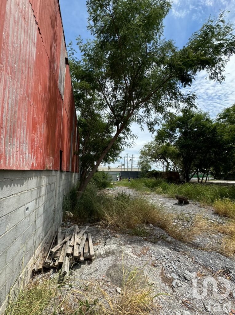 Gran Terreno en Renta en excelente ubicación