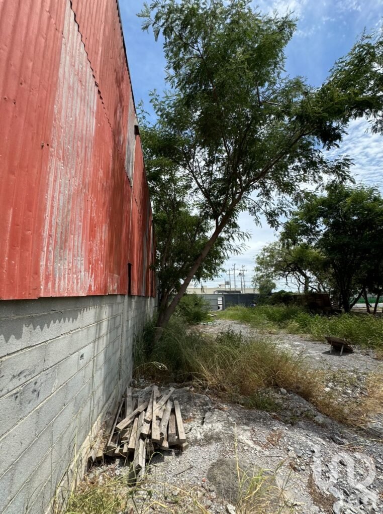 Gran Terreno en Renta en excelente ubicación