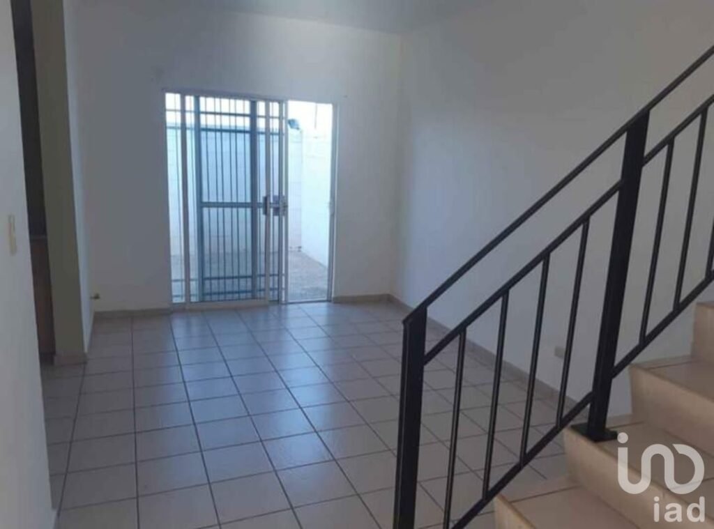 Casa en venta, fraccionamiento privado Riscos del Sol; Chihuahua, Chihuahua