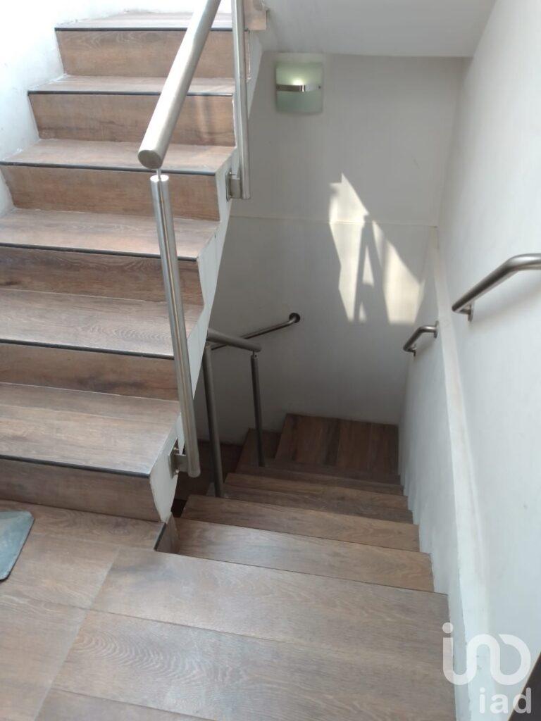 Edificio en venta con 13 habitaciones en Naucálpan