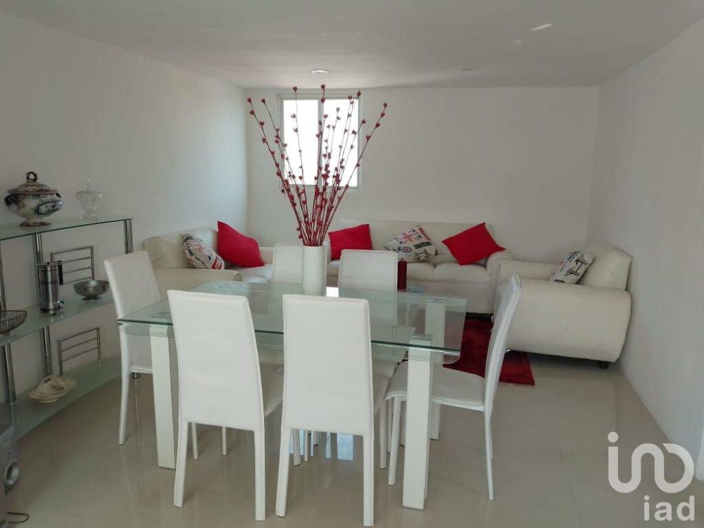 Edificio en venta con 13 habitaciones en Naucálpan