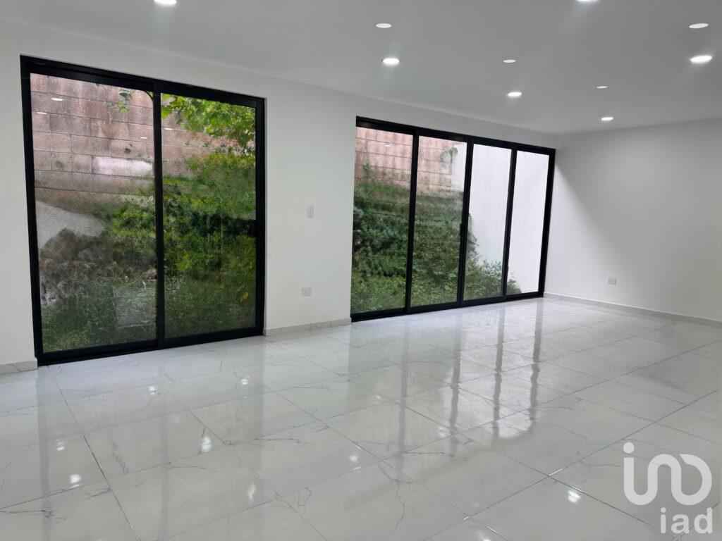 CASA NUEVA  A 5 MINUTOS DE PLAZA COMERCIAL LA EXPLANADA EN SAN PEDRO CHOLULA PUEBLA