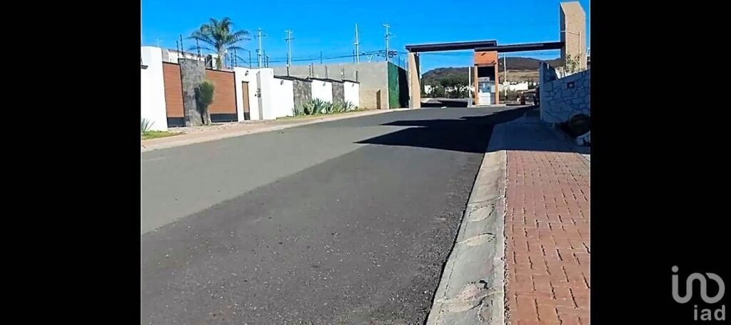 TERRENO RESIDENCIAL EN VENTA PRIVADA BUENA VENTURA CORREGIDORA QRO.