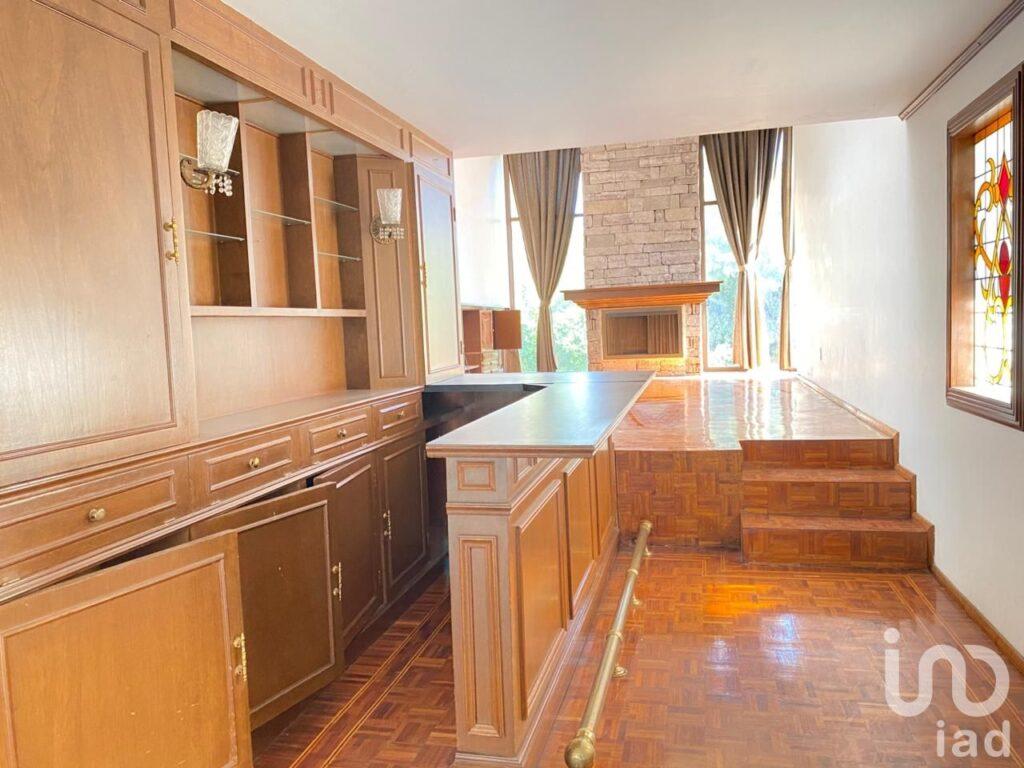 CASA EN BLVD ANAHUAC EN VENTA