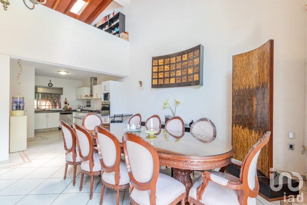 CASA EN VENTA ZONA DORADA, CUERNAVACA, MOR.