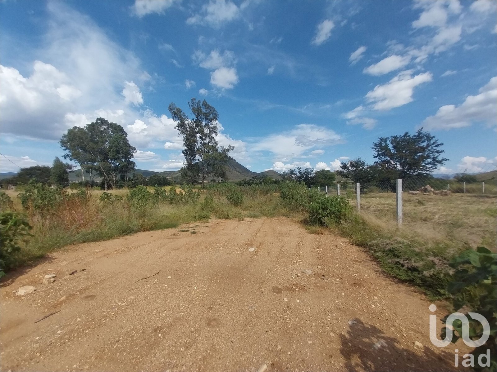 TERRENO EN VENTA 1,425 M2 SOBRE CARRETERA PRINCIPAL EN ZIMATLÁN DE ÁLVAREZ, OAXACA