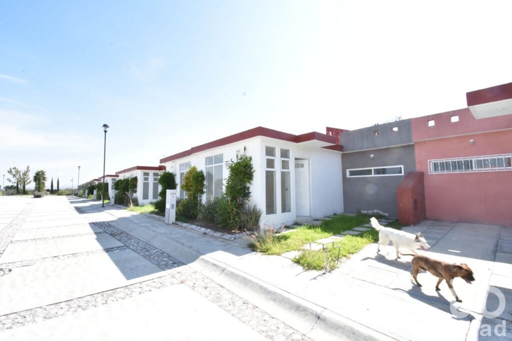 VENTA DE DESARROLLO VILLAS DEL ARENAL