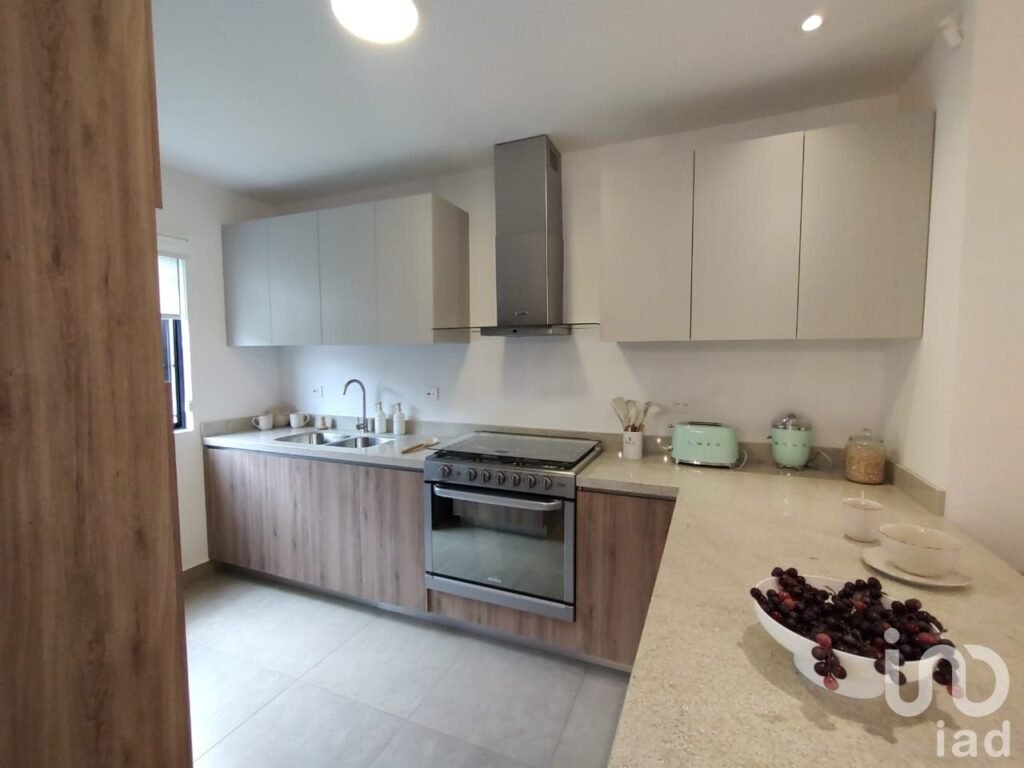 Casa en Venta en Avenida Reserva Cumbres Mitras Poniente, Monterrey García Nuevo León I3L