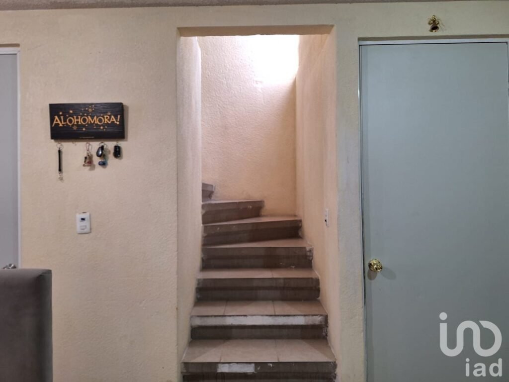 CASA EN VENTA EN FRACCIONAMIENTO PASEOS DE LA PLATA,SAN ANTONIO EL DESMONTE,PACHUCA,HGO.