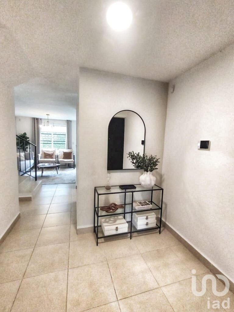 Casa en Venta en Veranda, Zona Lincoln García Nuevo León S2