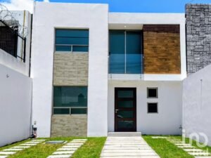 !Estrena esta exclusiva casa con diseño y acabados de lujo al Sur de Pachuca!