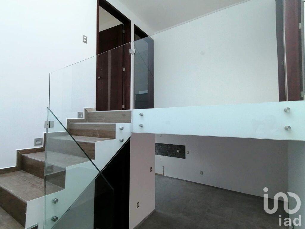 !Estrena esta exclusiva casa con diseño y acabados de lujo al Sur de Pachuca!