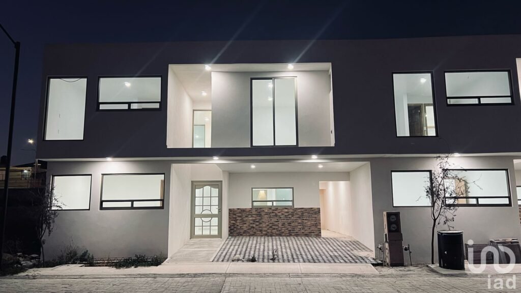 Venta de Casa en Quinta Violetas Mineral de la Reforma Hidalgo