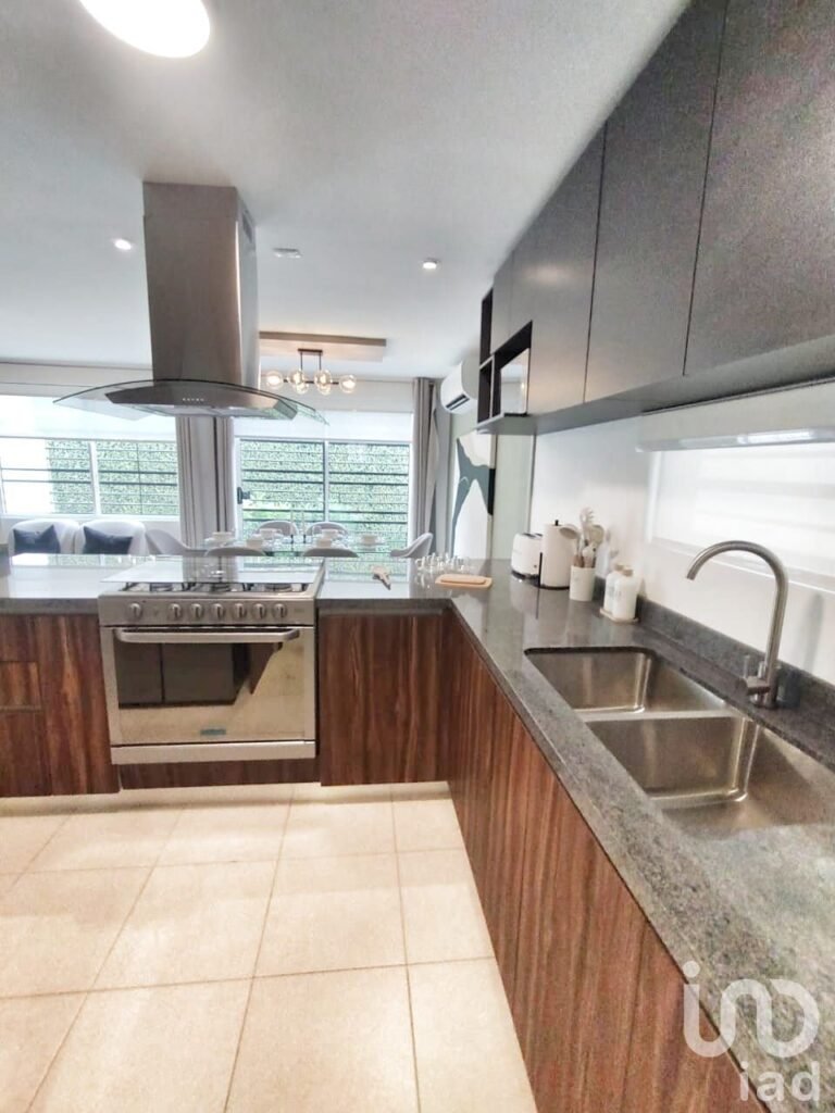 Casa en Venta en Veranda, Zona Lincoln García, Nuevo León P2