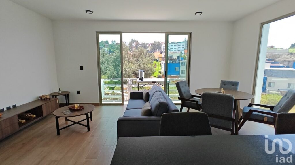 Departamentos nuevos con vigilancia,balcon en sala y recamaras, elevador.