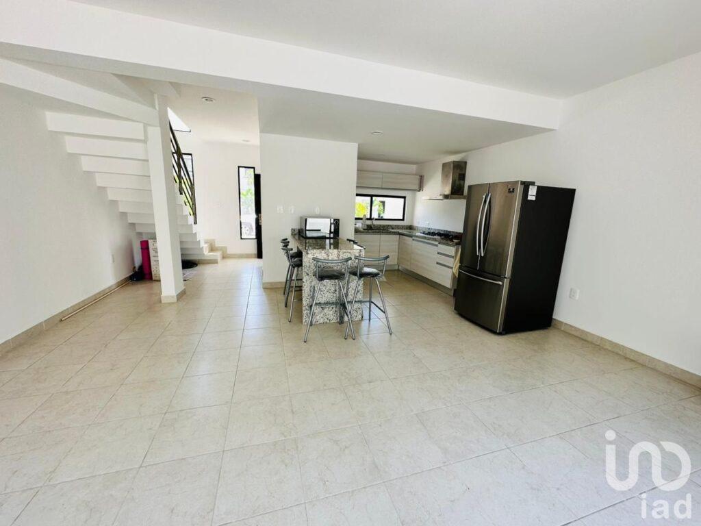 Amplia Casa en Fraccionamiento Playa del Sol II de Playa del Carmen