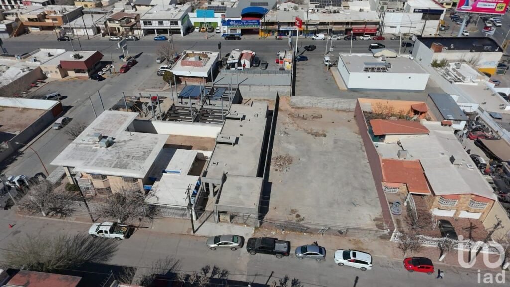 Local Comercial en Venta  por Las Américas Cerca del Puente Libre