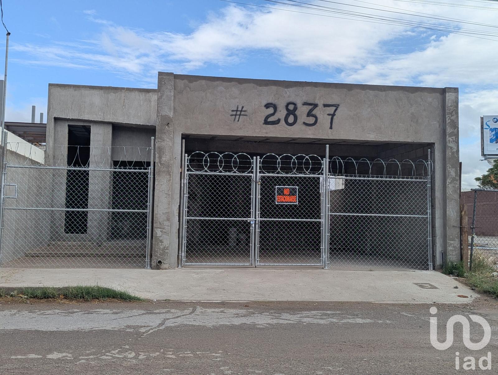 Casa Nueva de 1 Planta Ubicada por Av. de las Americas cerca de Puente Libre