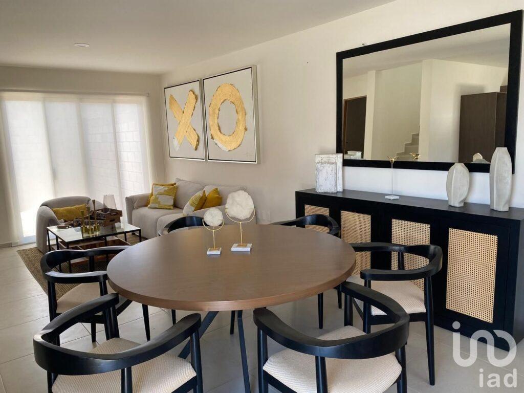 Casa en venta en Quintas de Campo Real – Fracc. privado, Praderas de la hacienda Infonavit/Bancario