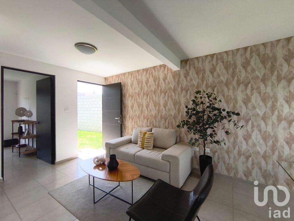 Casas en venta de 2 y de 3 recámaras en periférico Norte de SLP en privada con amenidades