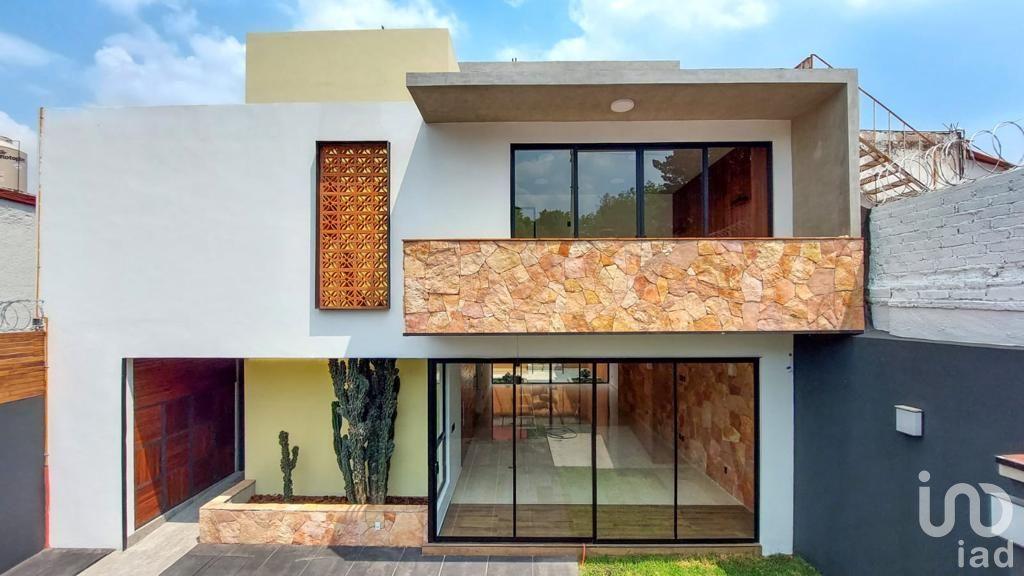 EXCLUSIVA RESIDENCIA A ESTRENAR DE 350 M2 EN EL CORAZÓN DE TLALPAN AGENDA TU CITA…