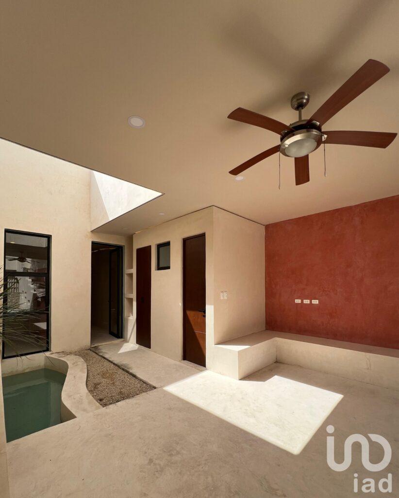 CASA EN VENTA UBICADA EN EL CENTRO DE MÉRIDA YUCATÁN,  TOTALMENTE RESTAURADA