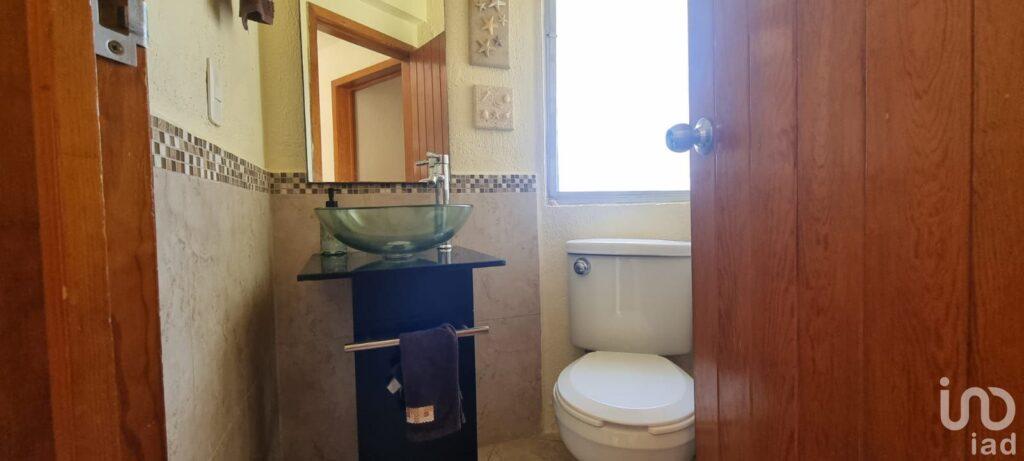 Casa amueblada en renta Villas 1 Xochi, con alberca y seguridad, 50 min de CDMX