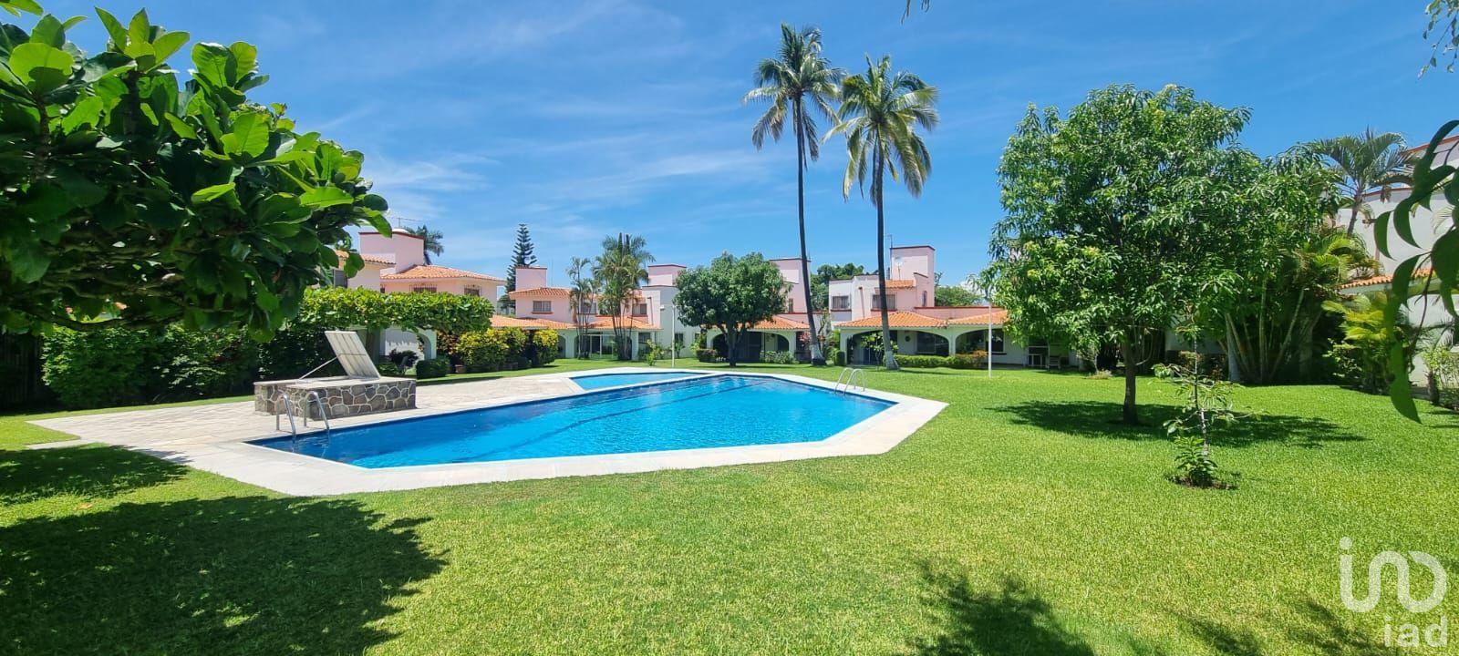 Casa amueblada en renta Villas 1 Xochi, con alberca y seguridad, 50 min de CDMX