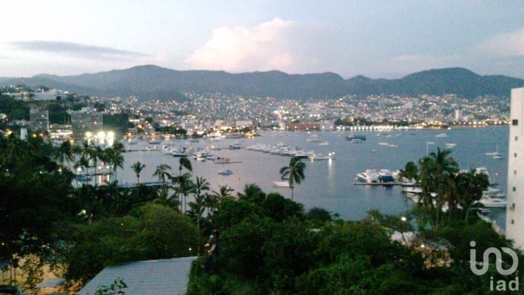 Departamento a la Venta Acapulco de Juárez por playas de caleta vista al mar y alberca