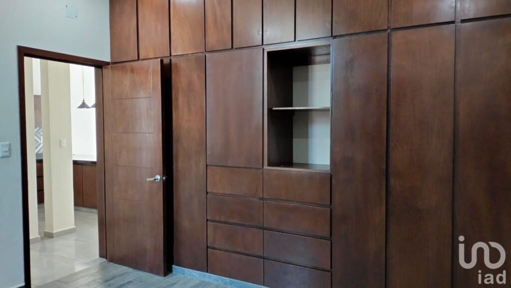 Casa de un nivel en zona residencial, 3 Recámaras al Norte de V de A.