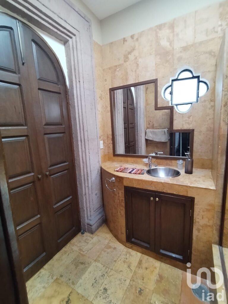 Venta de Casa en Rio Balsas, Col. Cuauhtémoc.