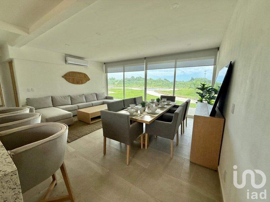 Departamento en preventa con  club de playa en Acapulco diamante