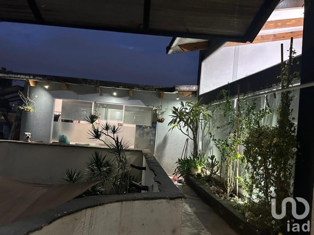 AMPLIA CASA EN VENTA EN CULHUACAN