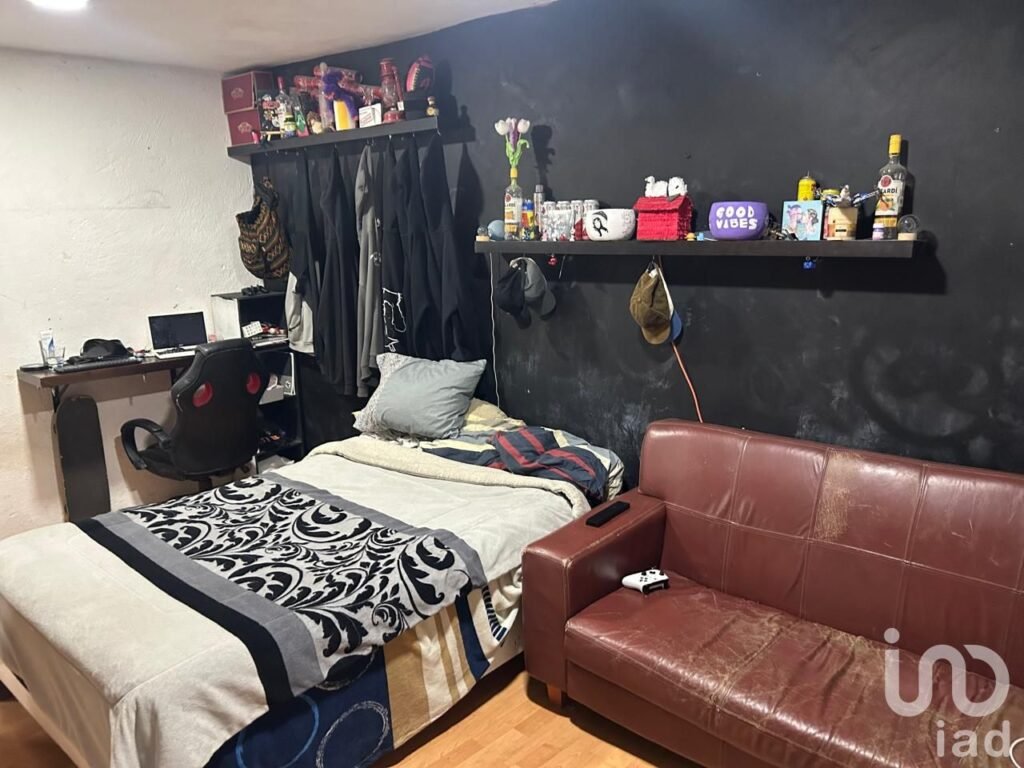 AMPLIA CASA EN VENTA EN CULHUACAN